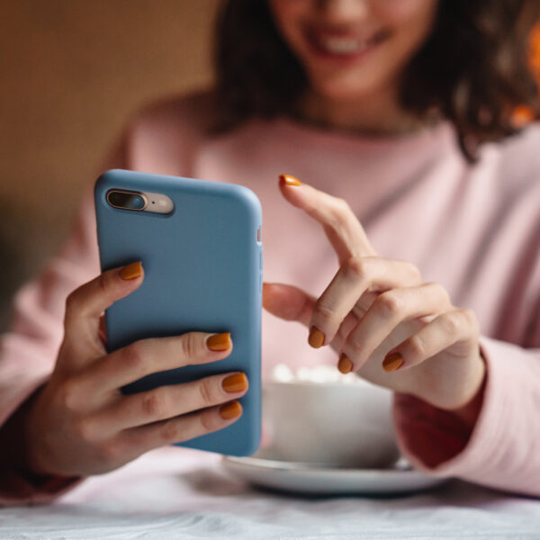 Scrollytelling & Interactive Brand Narratives
