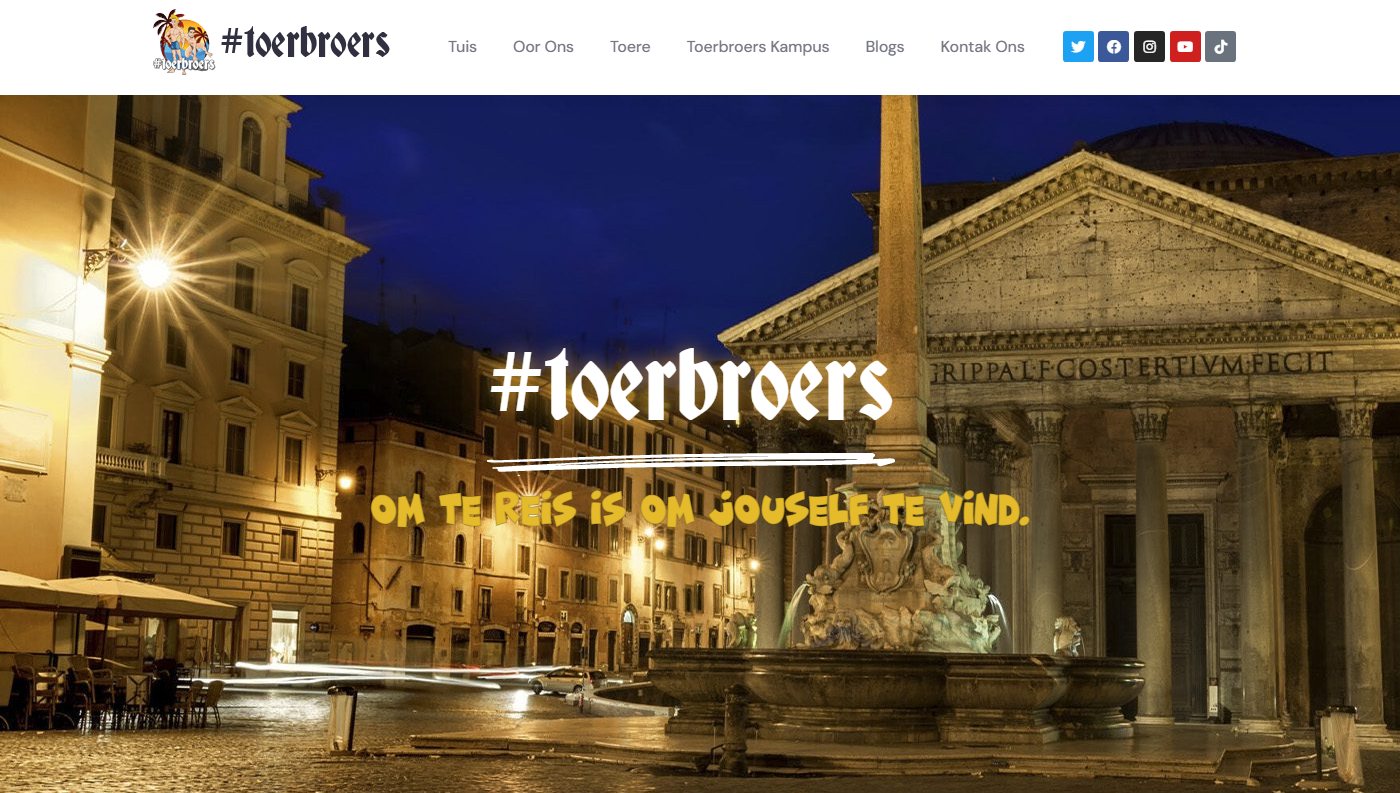 Toerbroers Case Study 3 The old Toerbroers website: a looping video hero with animated lettering over the Pantheon in Rome